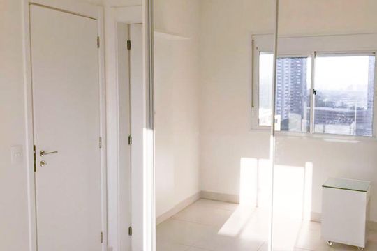 Suíte de apartamento à venda com 1 quarto, 68m² em Pinheiros, São Paulo