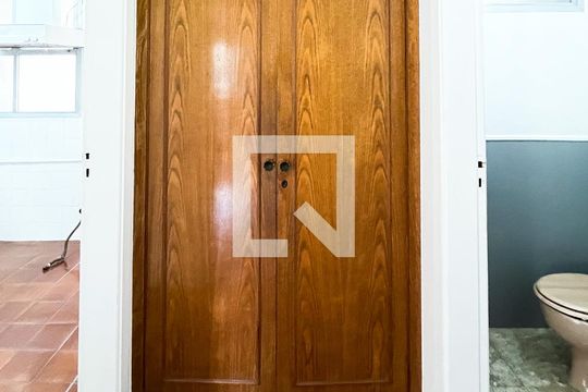 Corredor de apartamento à venda com 3 quartos, 125m² em Vila Uberabinha, São Paulo