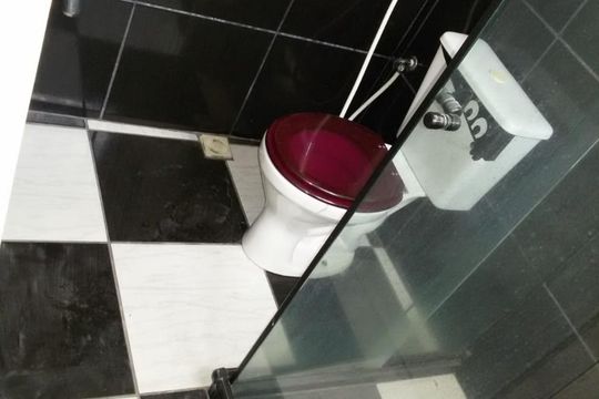 Banheiro 2 de apartamento à venda com 2 quartos, 74m² em Curicica, Rio de Janeiro