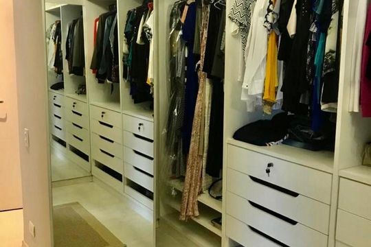 suite 2 de apartamento à venda com 3 quartos, 270m² em Real Parque, São Paulo