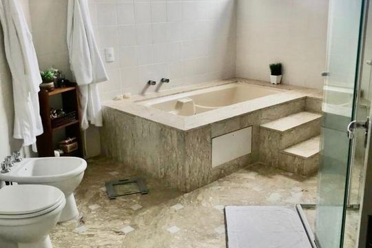 suite 2  de apartamento à venda com 3 quartos, 270m² em Real Parque, São Paulo