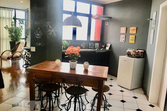 Sala de apartamento à venda com 3 quartos, 270m² em Real Parque, São Paulo