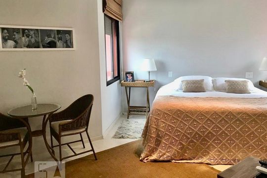 suite  2  de apartamento à venda com 3 quartos, 270m² em Real Parque, São Paulo