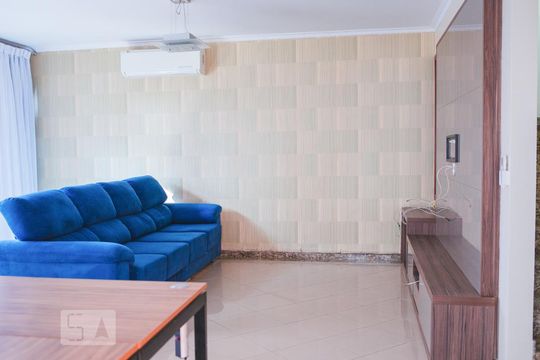 Casa à venda com 4 quartos, 265m² em Água Fria, São Paulo