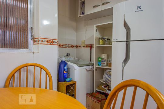 Lavanderia  de apartamento à venda com 2 quartos, 78m² em Jardim do Salso, Porto Alegre