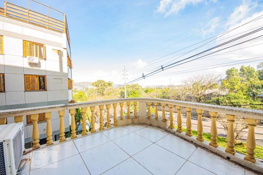 Varanda  de apartamento à venda com 2 quartos, 78m² em Jardim do Salso, Porto Alegre