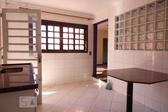 Casa à venda com 4 quartos, 295m² em Vila Santana Ii, Jundiaí