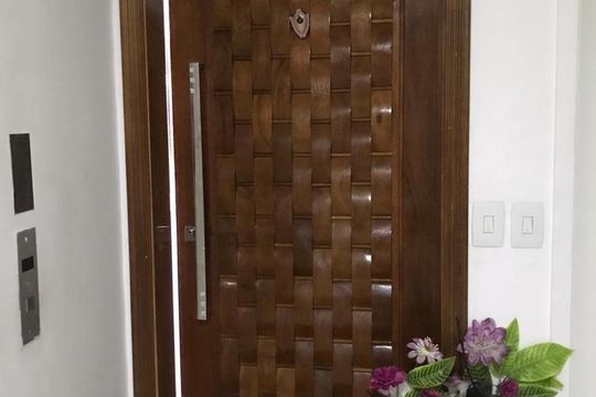 Entrada de apartamento para alugar com 3 quartos, 81m² em Vila Amélia, São Paulo