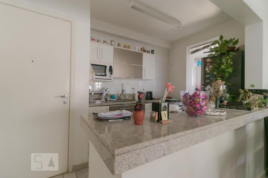Cozinha de apartamento à venda com 3 quartos, 99m² em Mansões Santo Antônio, Campinas