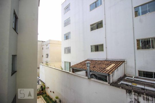 Vista Suíte de apartamento para alugar com 5 quartos, 187m² em Santo Antônio, Belo Horizonte
