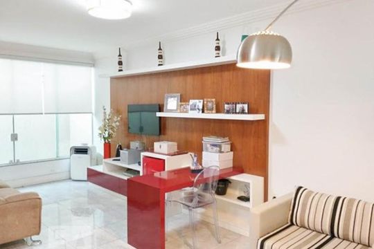 Sala de casa à venda com 3 quartos, 160m² em Vila Lúcia, São Paulo