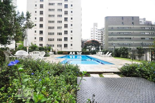 Piscina de apartamento para alugar com 2 quartos, 100m² em Vila Morumbi, São Paulo