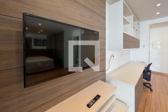 Studio de kitnet/studio para alugar com 1 quarto, 45m² em Vila Olímpia, São Paulo
