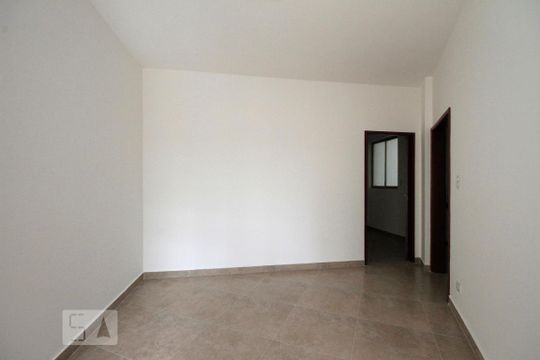 Sala de apartamento para alugar com 1 quarto, 70m² em Centro, São Paulo