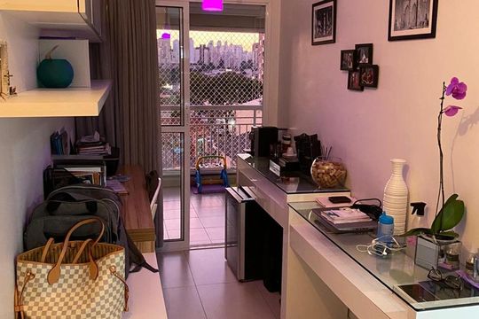 Sala de apartamento à venda com 2 quartos, 94m² em Vila Gumercindo, São Paulo