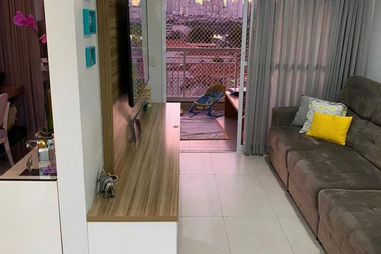 Sala de apartamento à venda com 2 quartos, 94m² em Vila Gumercindo, São Paulo