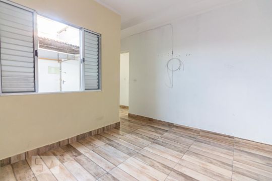 Quarto 3 de casa para alugar com 3 quartos, 200m² em Km 18, Osasco