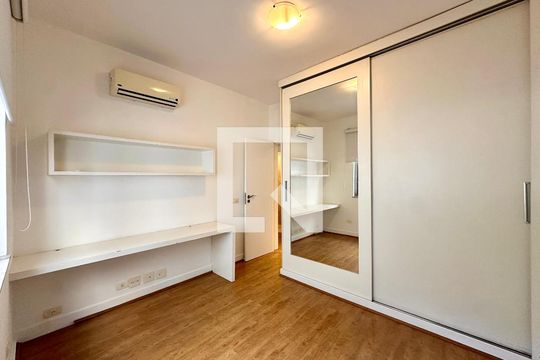 Quarto 2 de apartamento para alugar com 3 quartos, 100m² em Humaitá, Rio de Janeiro