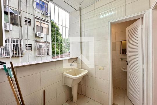 Área de Serviço de apartamento para alugar com 3 quartos, 100m² em Humaitá, Rio de Janeiro