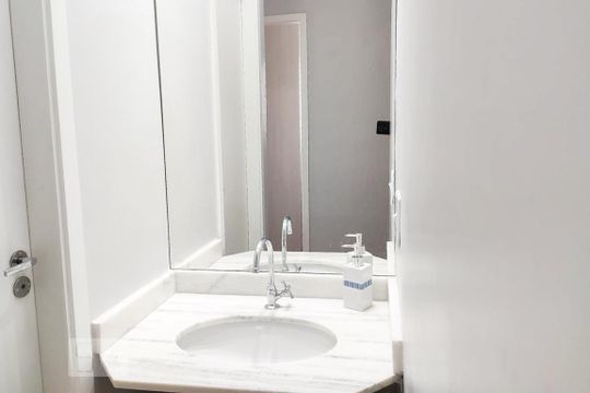 Banheiro de apartamento à venda com 3 quartos, 65m² em Vila Prudente, São Paulo