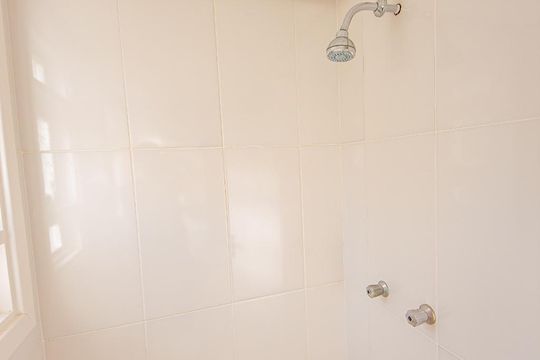 Banheiro  de apartamento para alugar com 2 quartos, 70m² em Petrópolis, Porto Alegre