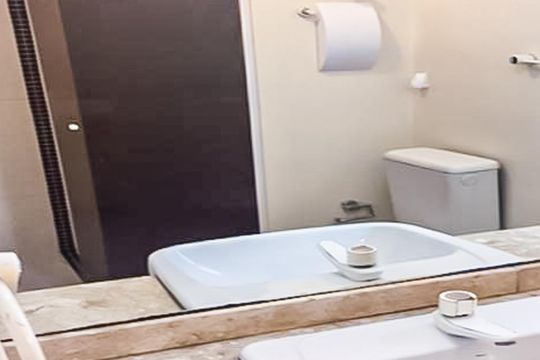 Banheiro de apartamento à venda com 3 quartos, 67m² em Vila Butantã, São Paulo
