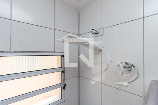 Banheiro de casa de condomínio para alugar com 1 quarto, 30m² em Quarta Parada, São Paulo