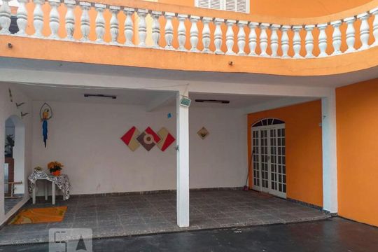 Área Externa  de casa para alugar com 4 quartos, 270m² em Parque Boturussu, São Paulo