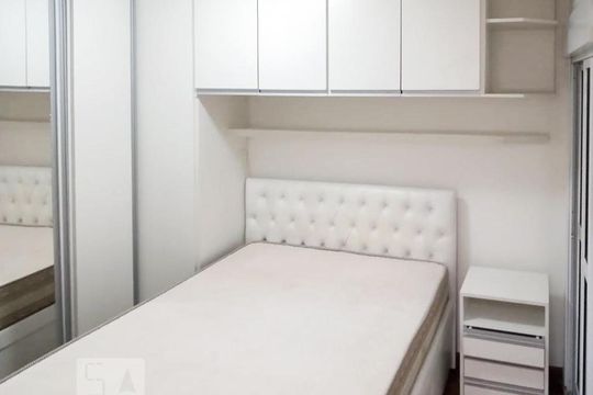 Quarto de apartamento para alugar com 2 quartos, 70m² em Consolação, São Paulo