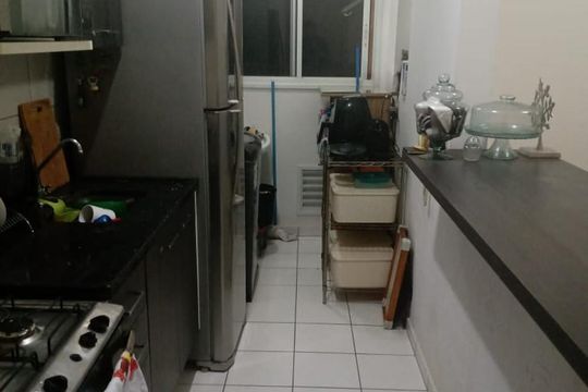 Cozinha de apartamento para alugar com 3 quartos, 74m² em Umuarama, Osasco