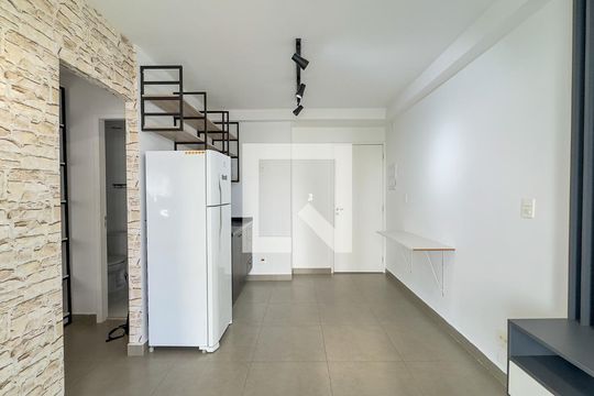 Sala/Cozinha de apartamento à venda com 1 quarto, 37m² em Campo Belo, São Paulo