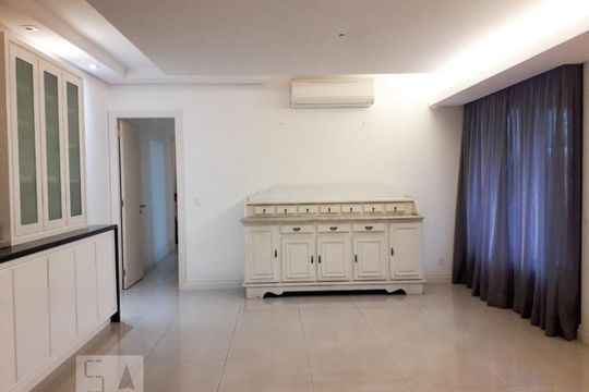 Sala de apartamento à venda com 3 quartos, 170m² em Moinhos de Vento, Porto Alegre