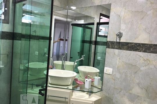 Banheiro de apartamento para alugar com 3 quartos, 100m² em Vila Valparaíso, Santo André