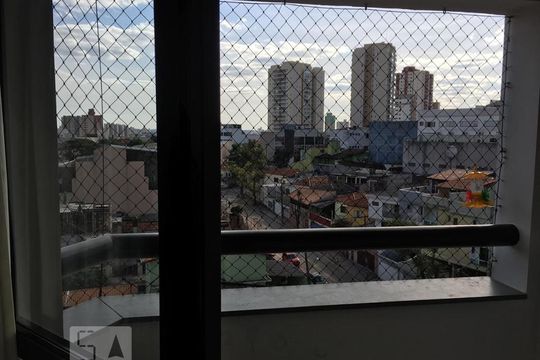 Sala de apartamento para alugar com 3 quartos, 100m² em Vila Valparaíso, Santo André