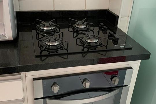 Cozinha de apartamento para alugar com 2 quartos, 53m² em Sumarezinho, São Paulo