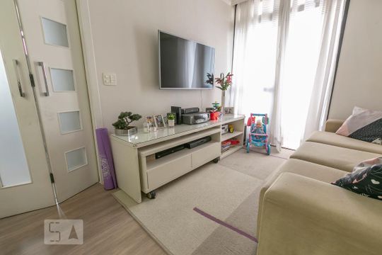 Sala de apartamento à venda com 2 quartos, 64m² em Vila Pereira Cerca, São Paulo