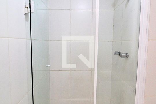 Banheiro de apartamento para alugar com 2 quartos, 50m² em Vila Metalúrgica, Santo André