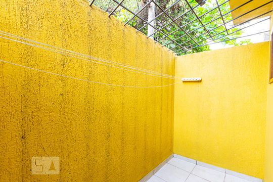 Área de Serviço de casa para alugar com 2 quartos, 70m² em Barreto, Niterói