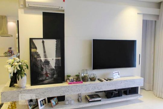 Sala de apartamento à venda com 1 quarto, 78m² em Vila Nova Conceição, São Paulo