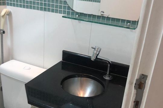 Banheiro de apartamento para alugar com 3 quartos, 63m² em Vila Amélia, São Paulo
