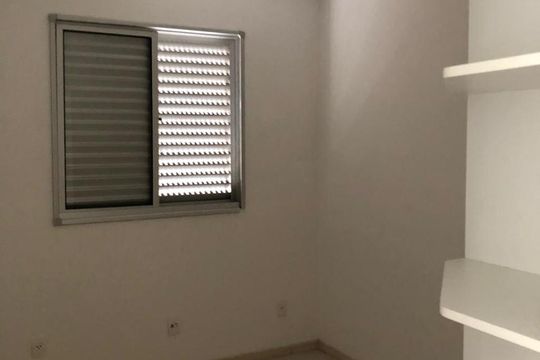 Quarto de apartamento para alugar com 3 quartos, 63m² em Vila Amélia, São Paulo