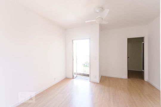 Sala de apartamento para alugar com 1 quarto, 59m² em Cambuí, Campinas