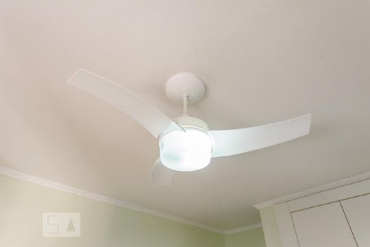 Detalhe - Quarto de apartamento para alugar com 1 quarto, 59m² em Cambuí, Campinas