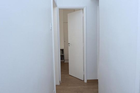 Corredor de apartamento à venda com 3 quartos, 100m² em Copacabana, Rio de Janeiro