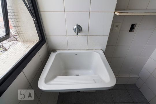 Área de Serviço de apartamento para alugar com 2 quartos, 60m² em Saúde, São Paulo