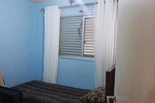 Quarto 2 de apartamento para alugar com 2 quartos, 64m² em Santa Teresinha, São Paulo