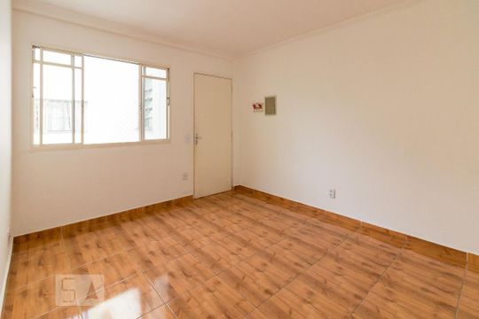 Sala de apartamento para alugar com 2 quartos, 46m² em Vila Rio, Guarulhos