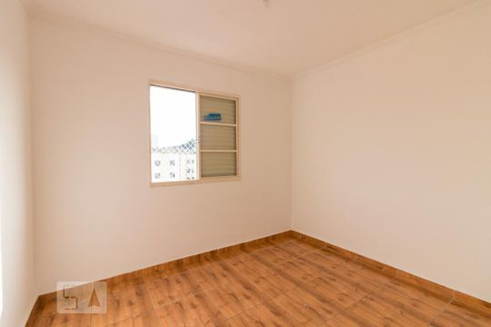Quarto 2 de apartamento para alugar com 2 quartos, 46m² em Vila Rio, Guarulhos