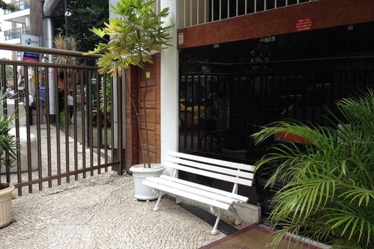 Entrada do Prédio de apartamento à venda com 3 quartos, 120m² em Leblon, Rio de Janeiro