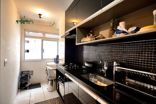 Cozinha de apartamento à venda com 1 quarto, 32m² em Água Branca, São Paulo